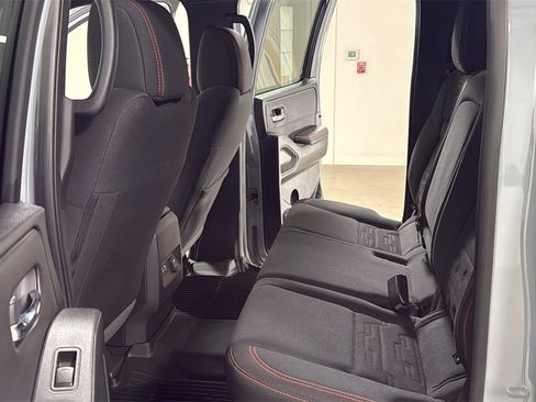 Used 2023 Nissan Frontier Pro-X w/ Pro Convenience Package image 15