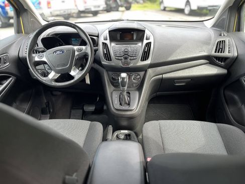 Used 2018 Ford Transit Connect XL FWD image 16