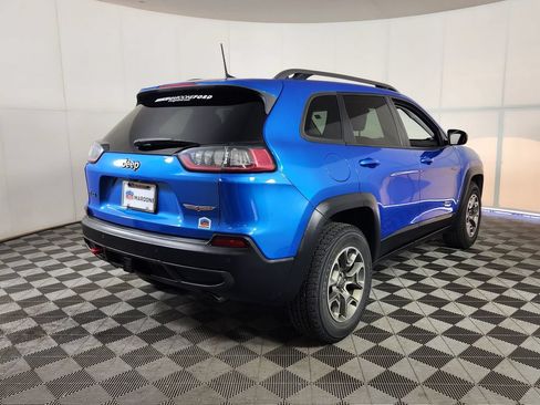 Used 2020 Jeep Cherokee Trailhawk w/ Cold Weather Group AWD/4WD image 7