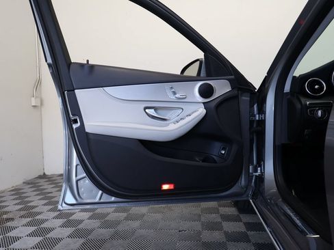 Used 2015 Mercedes-Benz C 300 4MATIC Sedan image 14