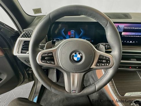 Used 2025 BMW X5 xDrive40i w/ M Sport Package AWD/4WD image 11