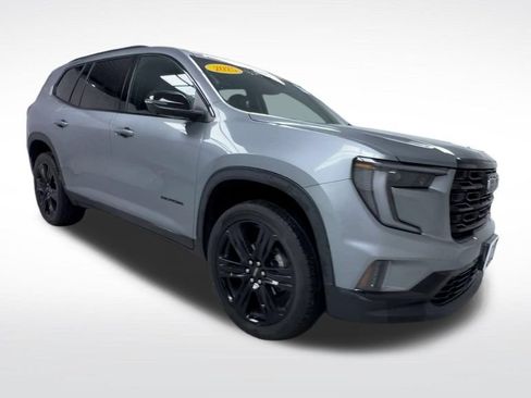 Used 2025 GMC Acadia Elevation w/ Elevation Premium Package AWD/4WD image 19