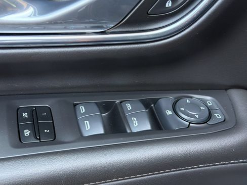 Used 2024 Chevrolet Tahoe LT AWD/4WD image 11