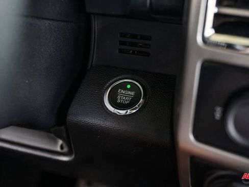 Used 2016 Ford F150 Lariat w/ Equipment Group 502A Luxury image 17