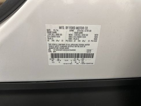Used 2016 Ford Explorer Limited w/ Equipment Group 301A AWD/4WD image 37