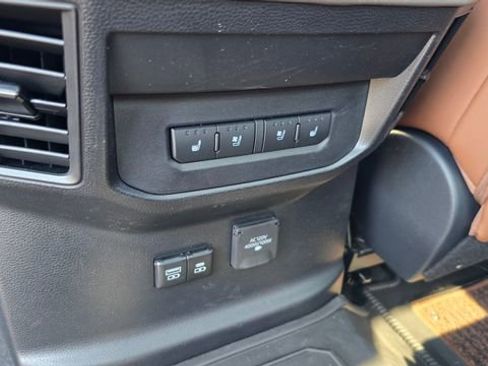 Used 2025 Toyota Tundra 1794 Edition image 15