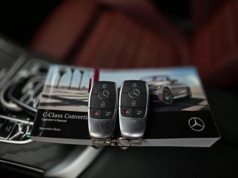 Used 2021 Mercedes-Benz C 300 Cabriolet image 41