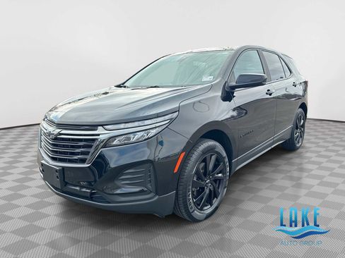 Certified 2023 Chevrolet Equinox LS w/ LS Convenience Package image 1