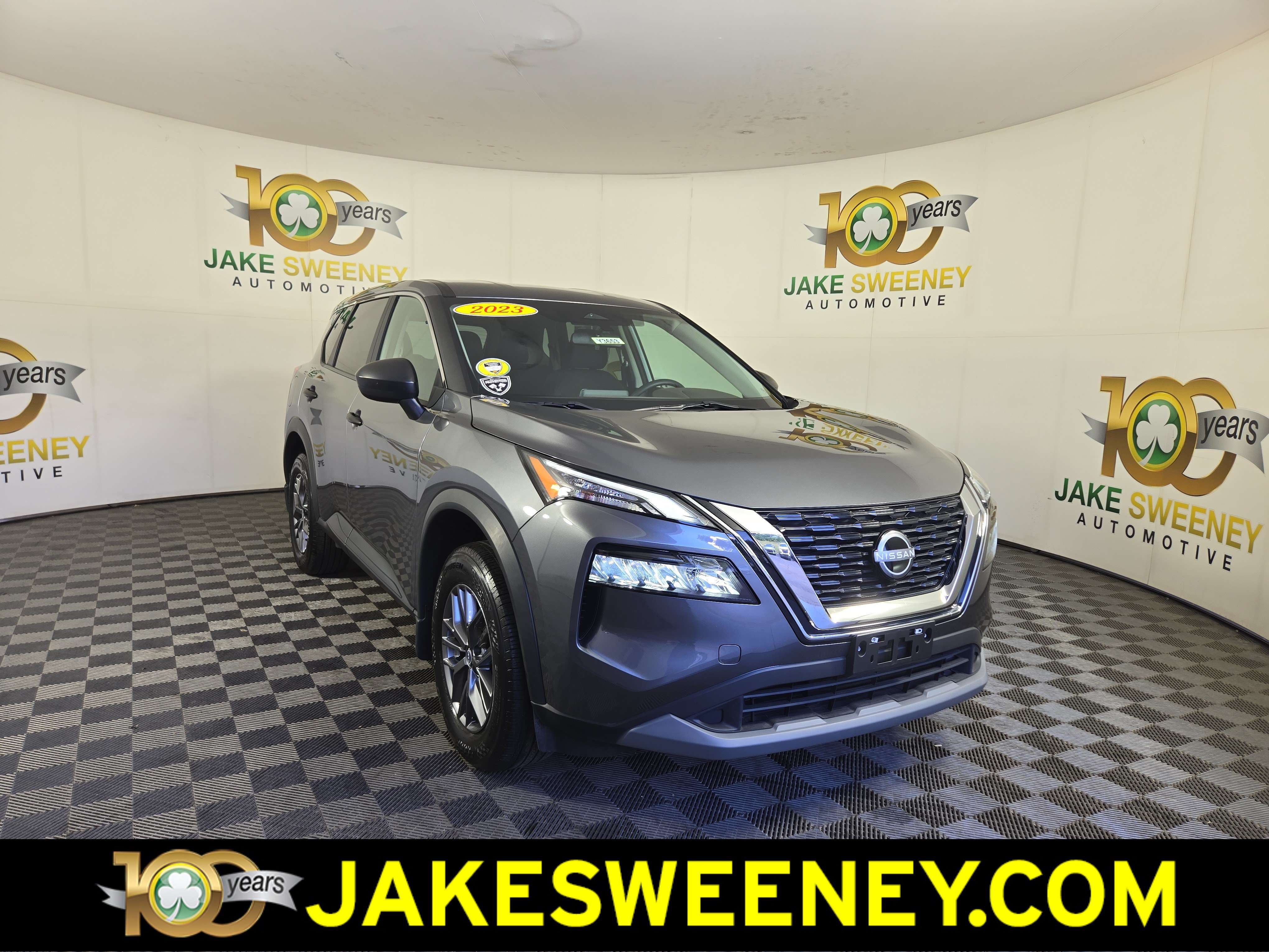 Used 2023 Nissan Rogue S AWD/4WD image 1