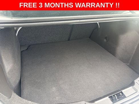 Used 2018 Ford Focus SE FWD image 23