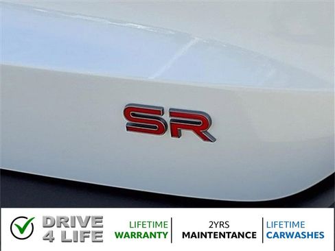 Used 2025 Nissan Kicks SR image 10