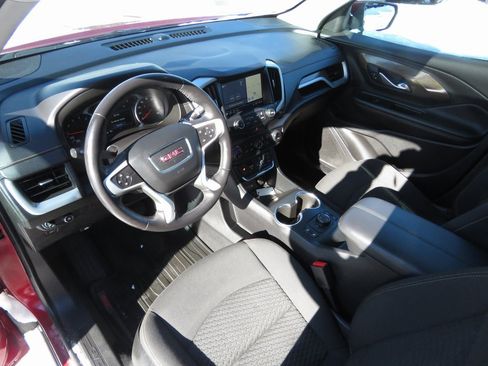 Used 2018 GMC Terrain SLE w/ Driver Convenience Package image 11