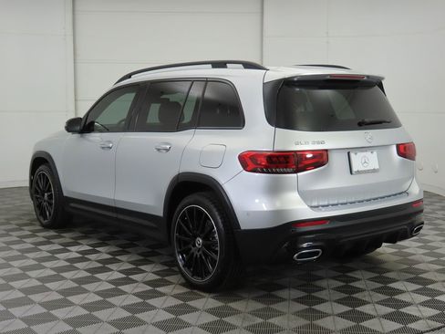 Certified 2022 Mercedes-Benz GLB 250 image 7