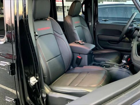 Used 2024 Jeep Wrangler Unlimited Rubicon image 9