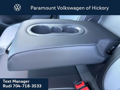 New 2026 Volkswagen Tiguan SE R-Line FWD image 15