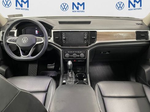 Used 2023 Volkswagen Atlas SEL image 8
