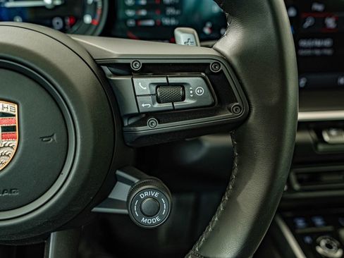 Used 2024 Porsche 911 Carrera S RWD image 37