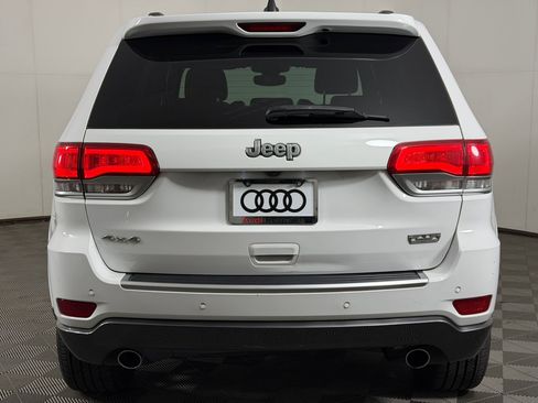Used 2018 Jeep Grand Cherokee Limited AWD/4WD image 10