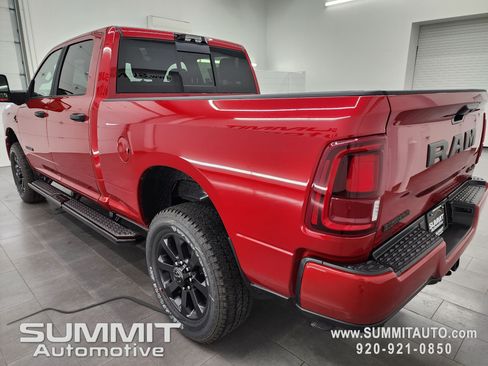 New 2026 RAM 2500 Big Horn AWD/4WD image 6