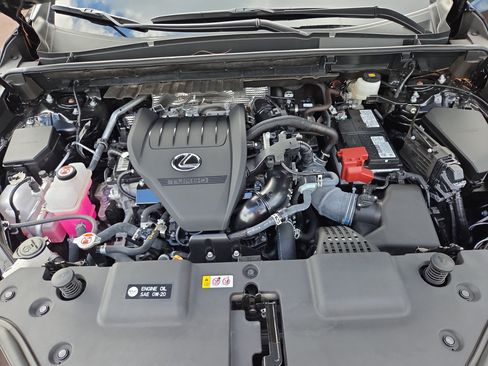 Certified 2025 Lexus NX 350 AWD w/ Accessory Package (2T) image 34