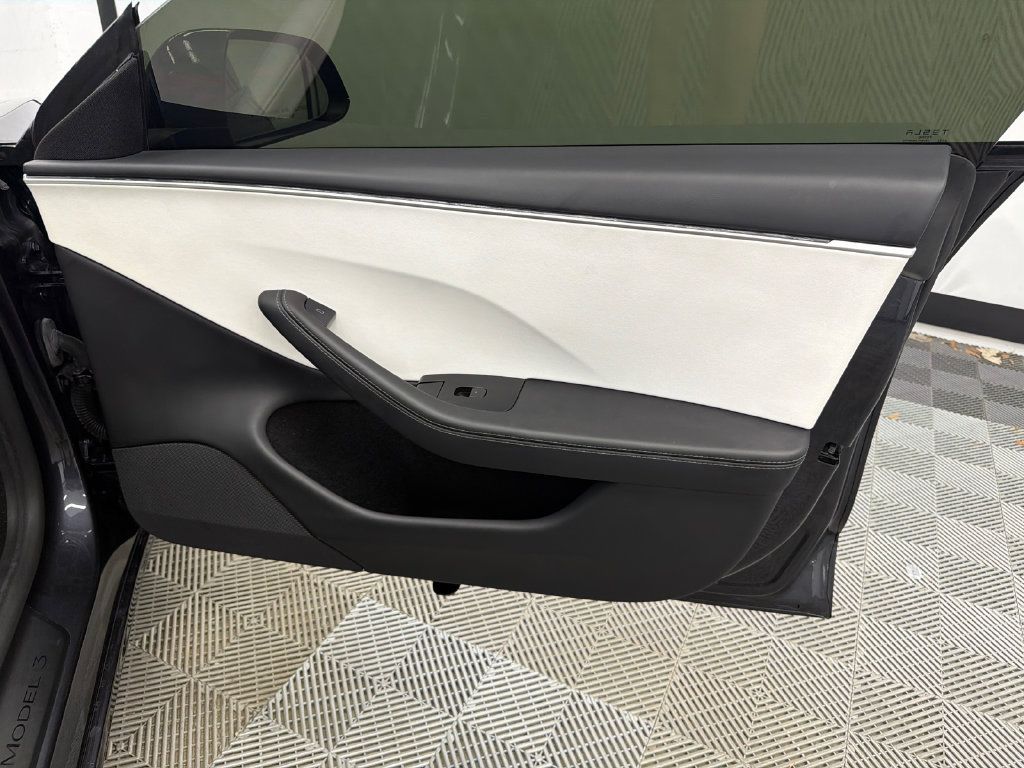 Used 2024 Tesla Model 3 Long Range RWD image 15