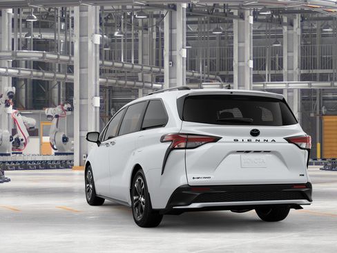 New 2026 Toyota Sienna XSE AWD/4WD image 9