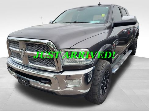 Used 2014 RAM 2500 Longhorn AWD/4WD image 2