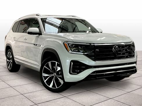 New 2026 Volkswagen Atlas SEL Premium R-Line AWD/4WD image 2