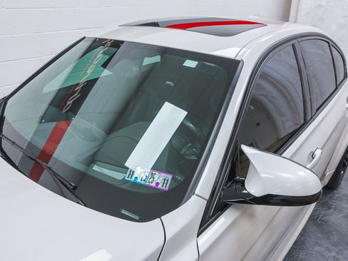 Used 2015 BMW M3 image 10