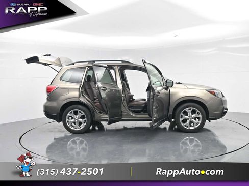 Used 2017 Subaru Forester 2.5i Touring AWD/4WD image 31