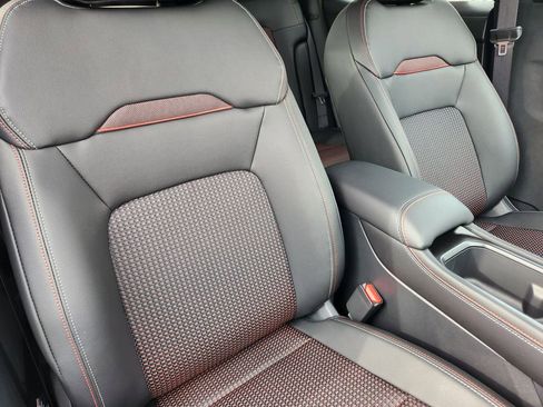 New 2026 Nissan Kicks SR w/ Cold Weather Package image 13