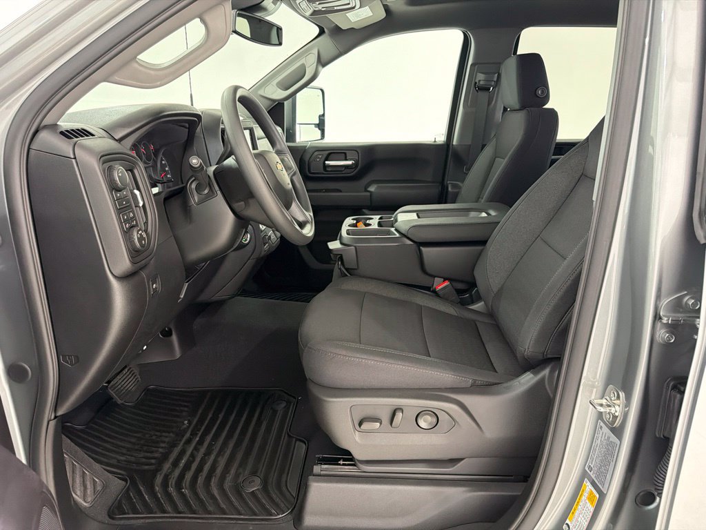 New 2026 Chevrolet Silverado 2500 Custom w/ Custom Value Package AWD/4WD image 17
