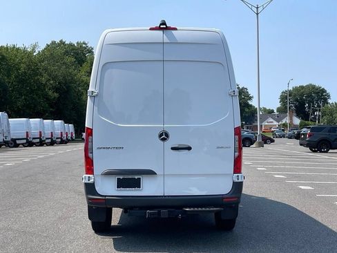 New 2025 Mercedes-Benz Sprinter 2500 image 4