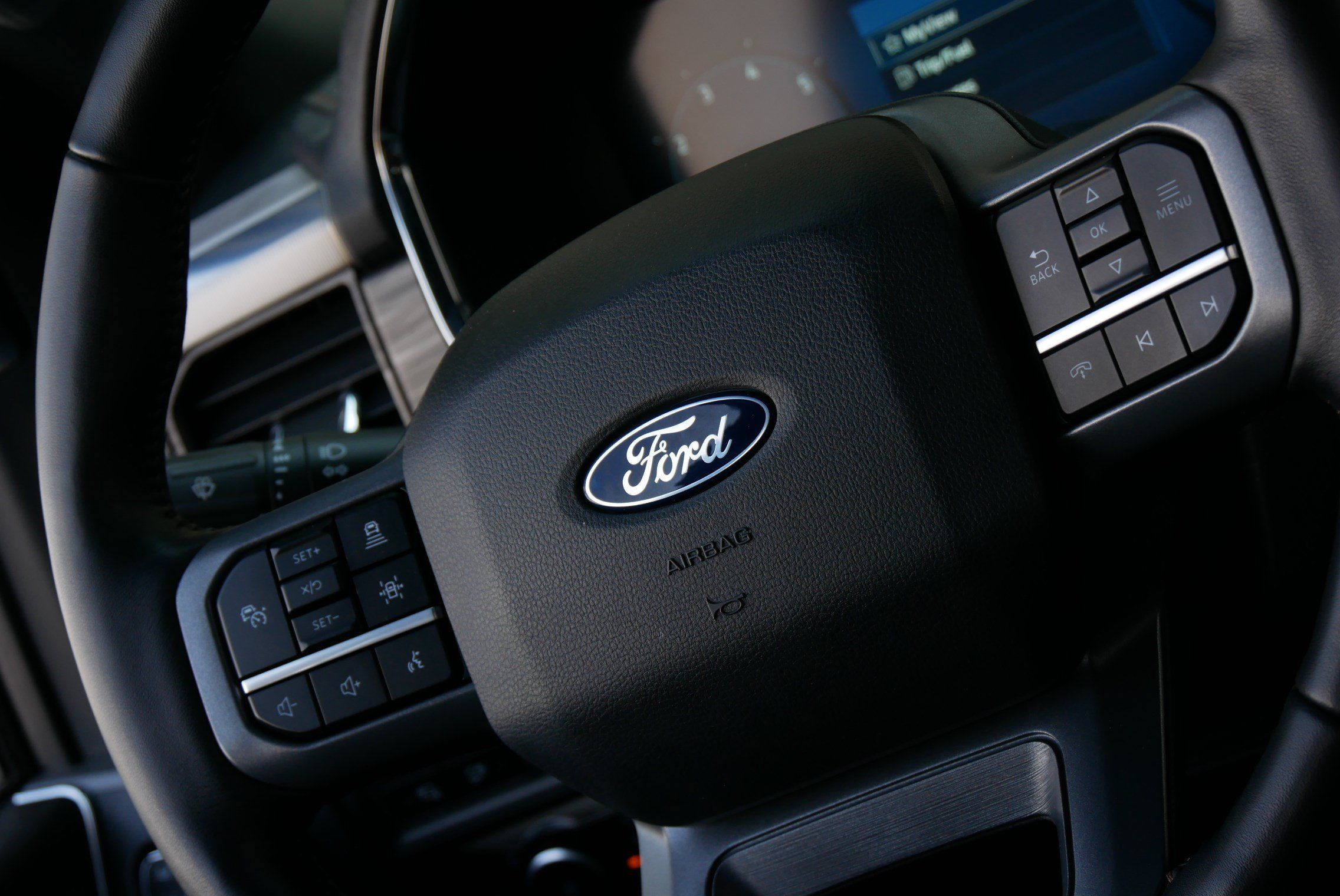 Used 2024 Ford F150 Lariat w/ FX4 Off-Road Package AWD/4WD image 26