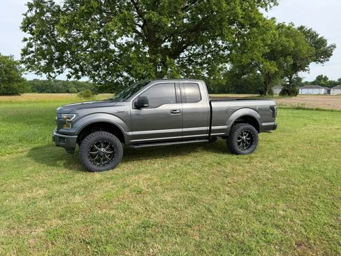 Used 2015 Ford F150 XLT w/ Equipment Group 302A Luxury AWD/4WD image 1