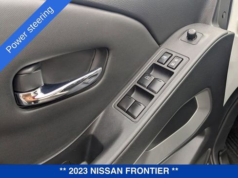 Used 2023 Nissan Frontier SV w/ Technology Package image 15