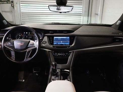 Used 2023 Cadillac XT5 Sportv w/ Technology Package AWD/4WD image 14