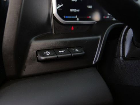 Used 2026 GMC Sierra 3500 Denali w/ Denali Reserve Package image 16