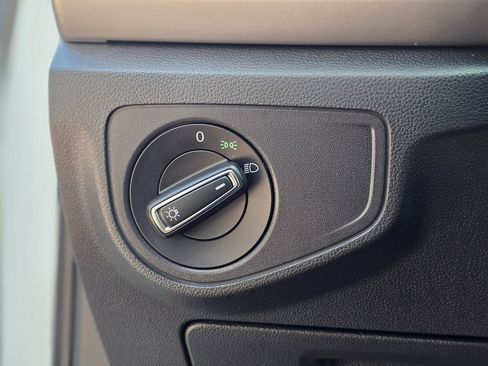 Used 2018 Volkswagen Atlas S image 49