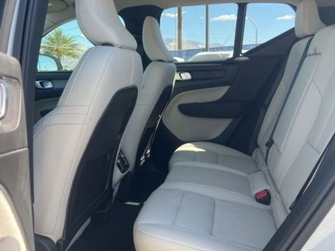 New 2026 Volvo XC40 B5 Plus w/ Climate Package AWD/4WD image 27