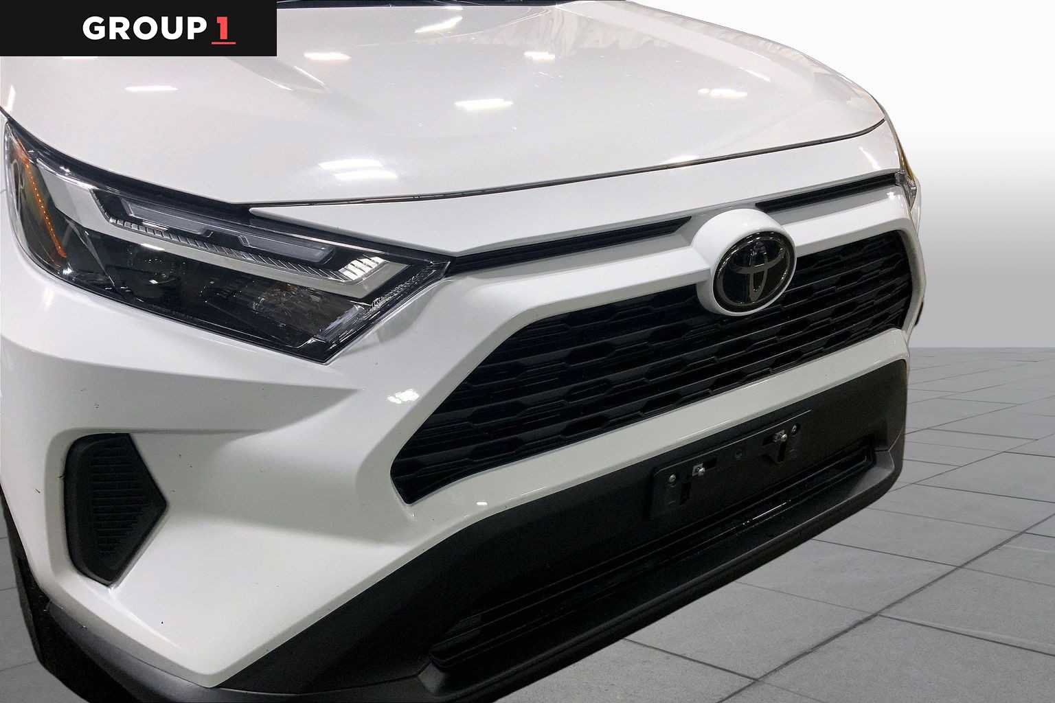 Certified 2025 Toyota RAV4 LE AWD/4WD image 30