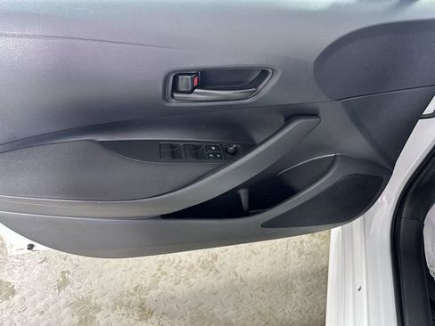 Used 2024 Toyota Corolla LE FWD image 18