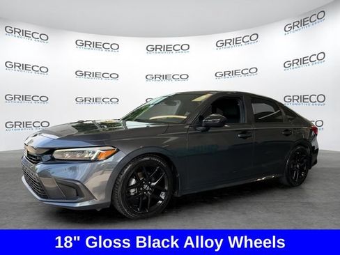 Used 2024 Honda Civic Sport image 3