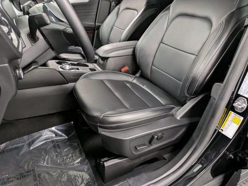 Used 2024 Ford Escape Platinum image 10