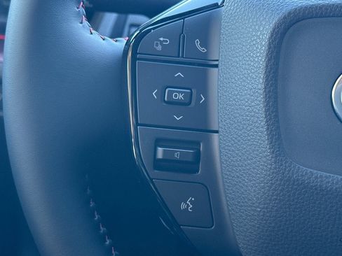 New 2026 Toyota Prius Plug-In Hybrid FWD image 26