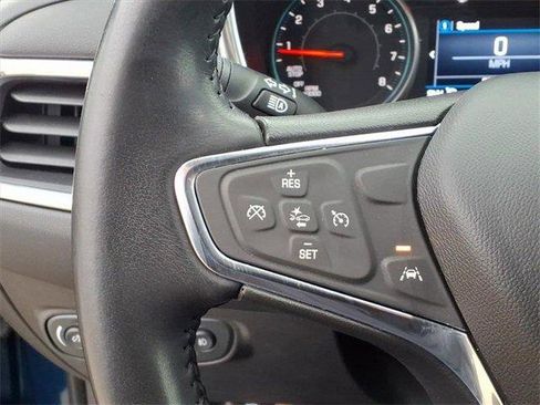 Used 2020 Chevrolet Equinox LT image 16