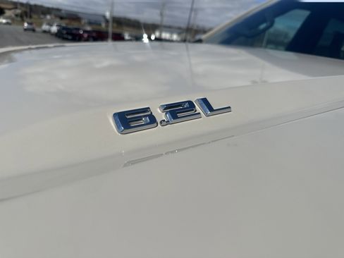 New 2026 Chevrolet Silverado 1500 High Country w/ High Country Premium Package AWD/4WD image 4