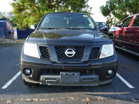 Used 2018 Nissan Frontier SV w/ Value Truck Package RWD image 2