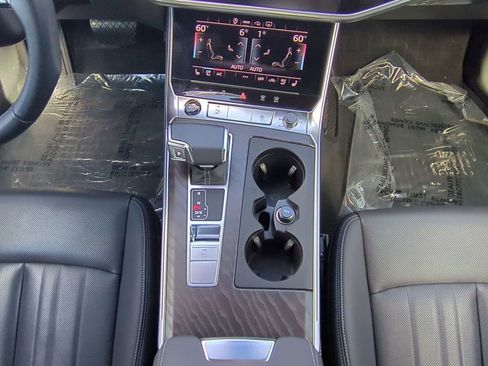Used 2022 Audi A6 Premium Plus image 17
