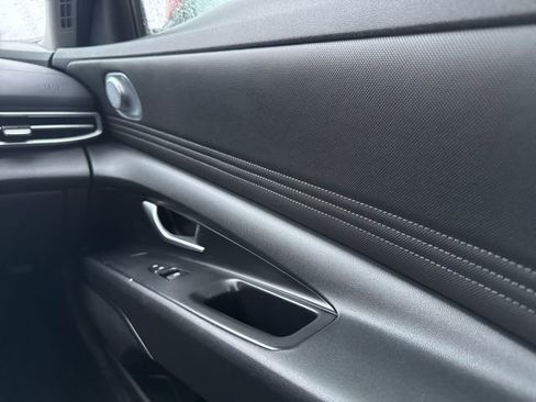 Certified 2023 Hyundai Elantra SEL w/ Convenience Package image 39